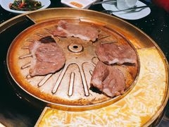 -猪啊牛呀羊啊铜盘烤肉(正大广场店)