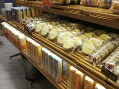 面包甜点陈列柜-面包新语(无锡M会员店)