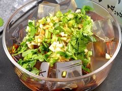 青岛海凉粉-红尘酒肉小馆