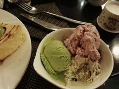 冰淇淋-华美达酒店-无国界自助餐厅