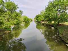 -梁鸿国家湿地公园