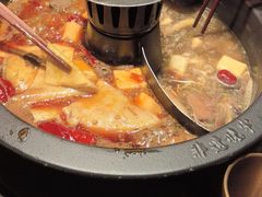-晓宇重庆火锅(西安荟聚店)