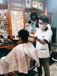 -小戈男士复古理发馆barber shop