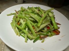 -吴越荣记苏州菜·松鼠桂鱼(月光码头店)