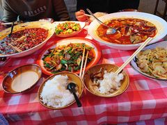 -思博半步颠小酒馆(梦时代店)
