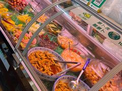 自助取餐区-爱上酸嘢
