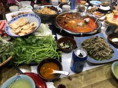 -聚黔堂凯里酸汤鱼美食店