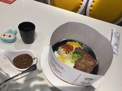 -汤姆家的牛排意面披萨(新城市广场店)