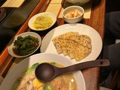 -荣家黄鱼面(前滩太古里店)