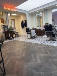 -理昂男士理发店 Barber shop