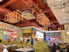 大堂-肥肥虾庄·金牌油焖大虾(汉口城市广场店)