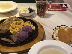 -豪客来牛排(中央花苑店)