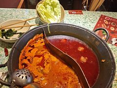 -鸿姐老火锅(静安店)