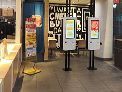 -麦当劳(假日广场店)