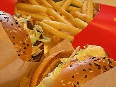 -麦当劳(鄂尔多斯机场店)