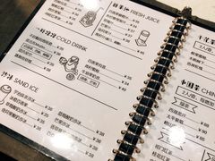 -84那年咖啡馆(李沧万达店)