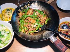-费大厨辣椒炒肉(吉联MALL店)