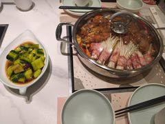 -黄记煌三汁焖锅(新佳丽江汉路店)