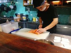 -鸟鸣门屋台料理(金帝银泰店)