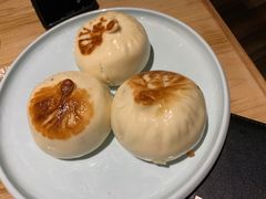 生煎包-小鱼小牛·鱼牛干锅·脆鱼火锅(世欧广场店)