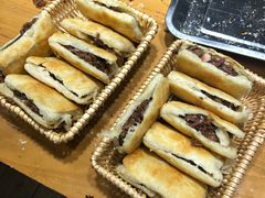 -李春秋驴肉火烧总店