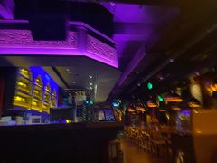 -Helens海伦司小酒馆(广州永庆坊店)