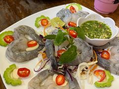 -Dang restaurant (patong phuket)