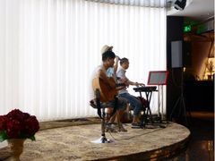 现场表演-339旋转餐厅(天府熊猫塔店)