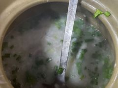 -先鲜鲫鱼粥