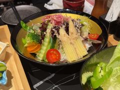 -山川小町·极番烧肉(新地假日广场店)