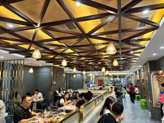 -凤凰路何眼镜香辣蟹(花果园店)