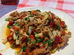 -洪霞餐馆·川菜·鲜货现炒(两江春城店)