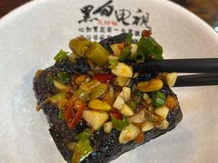 -黑白电视长沙小吃(美林M·LIVE天地东座店)