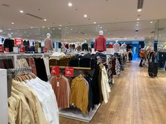 -优衣库(太原龙湖万达广场店)