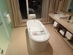 -杭州千岛湖滨江希尔顿度假酒店