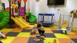 -趣童婴幼儿SPA母婴生活馆(孔雀城店)