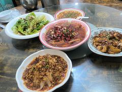-勇猛子川菜馆(新军路店)