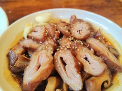 -老鼎万春卤菜(五代传承创始老店)