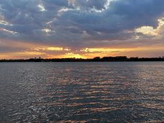 -人民防洪胜利纪念塔