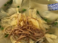 芹菜馄饨-笑来喜馄饨小笼工坊店(湖滨街店)
