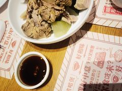 -顺风汤馆·广府粤菜(江宸天街店)