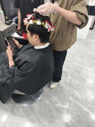 -京滔美发烫发染发