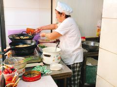 -阿婆油墩子(五里桥路188弄小区店)