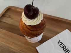 -VERIE BAKEHOUSE