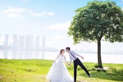 点击看大图 -太郎花子婚纱摄影艺术中心