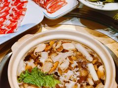 -天宜隆蘑菇宴火锅(石景山旗舰店)