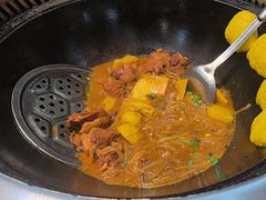 -袁小二大东北铁锅炖(吉祥村总部)