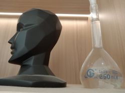 -颜蕾医美·黄金微针·水光·玻尿酸·超声炮