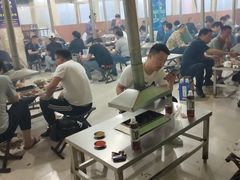 大堂-老广烧烤(骆驼山康馨园店)