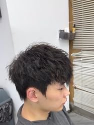 -藤野造型烫染·漂发